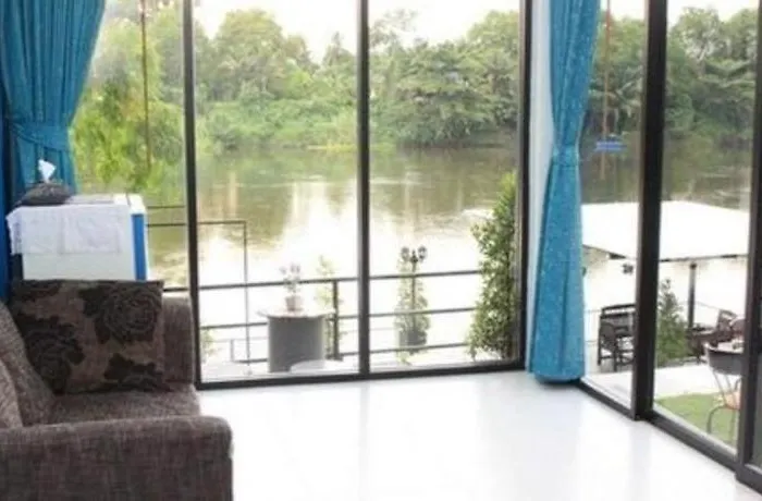 Resort Rimnamphotharam Ban Bang Khayaeng